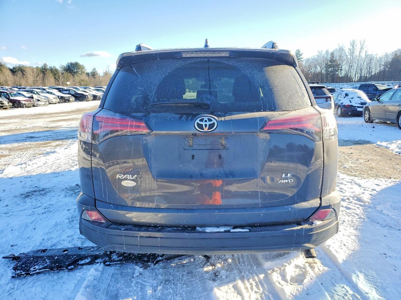 2018 Toyota Rav4 Le - Фото 6