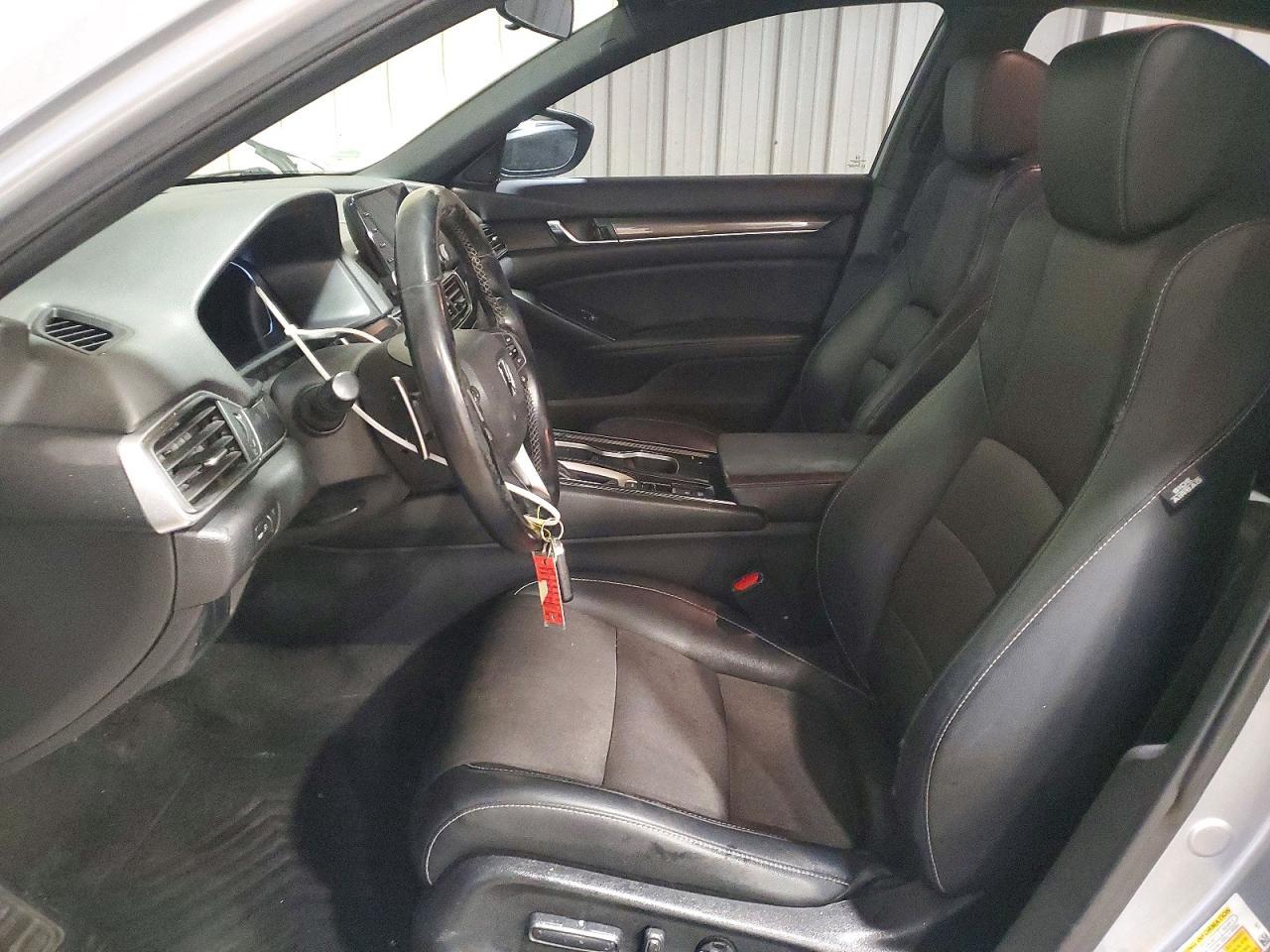 2018 Honda Accord Sport - Image 7