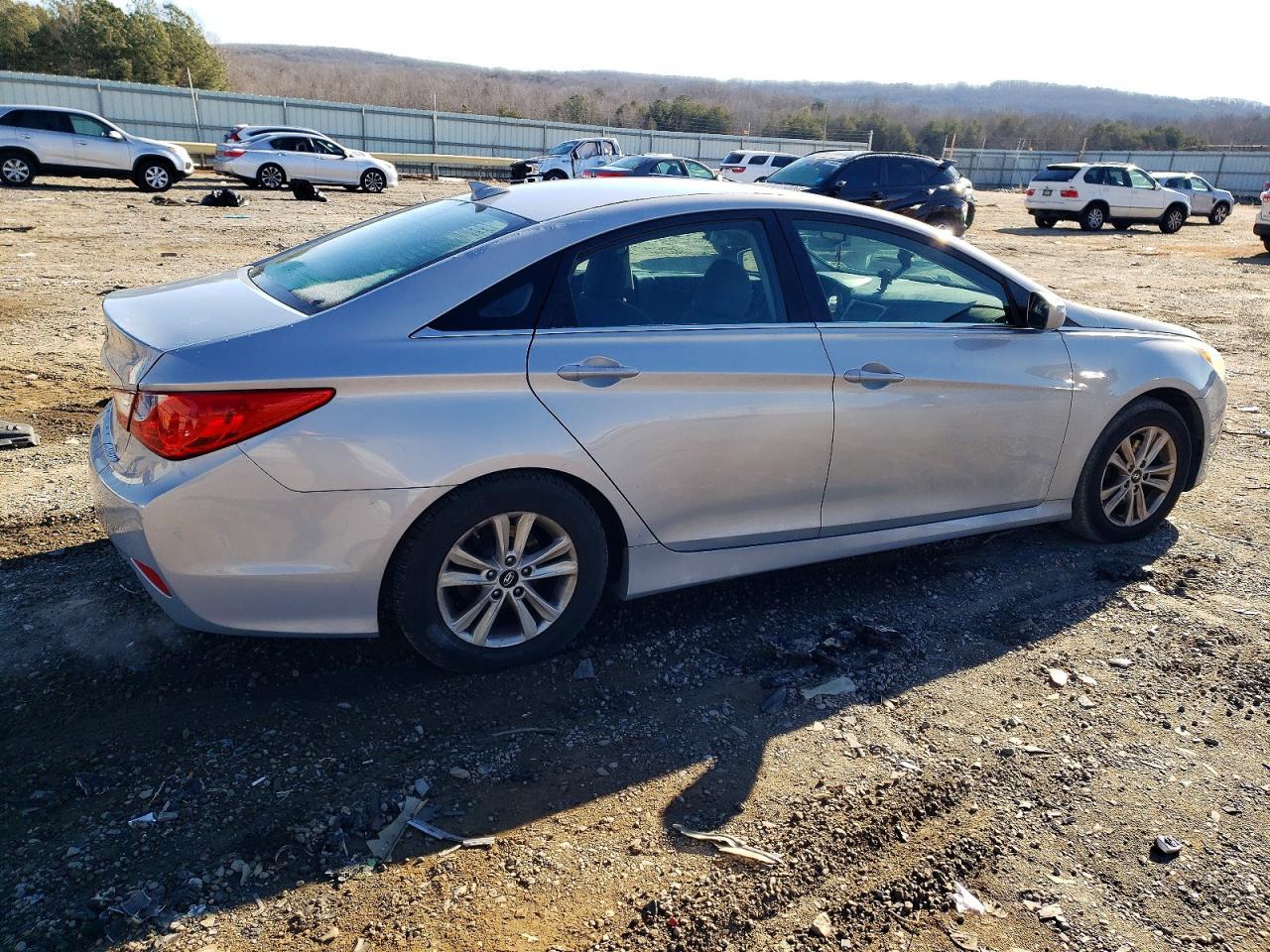 2014 Hyundai Sonata Gls - Фото 3