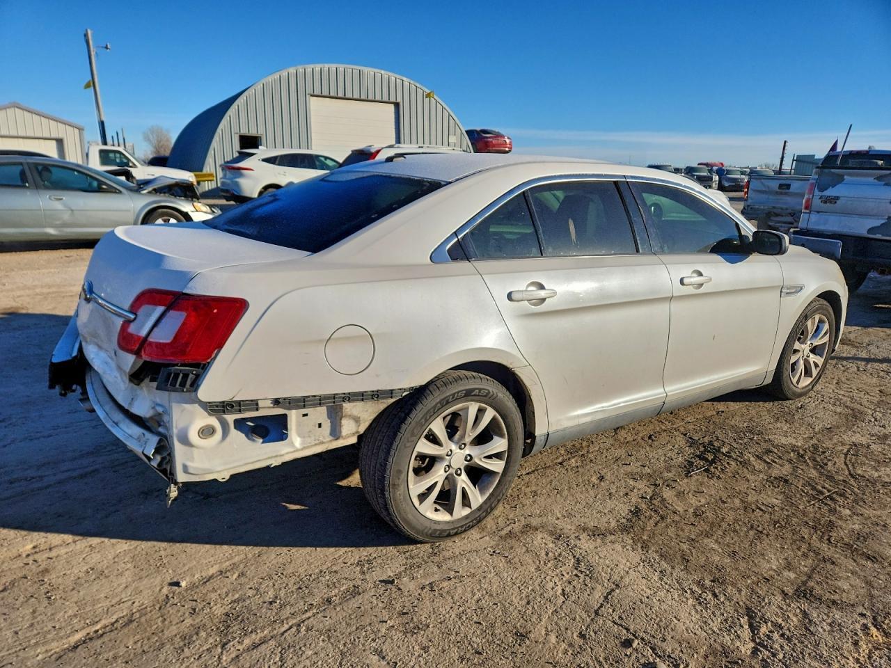 2010 Ford Taurus Sel - Image 3