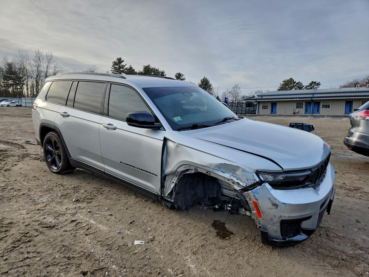 2021 Jeep Grand Cherokee L Laredo - Фото 4
