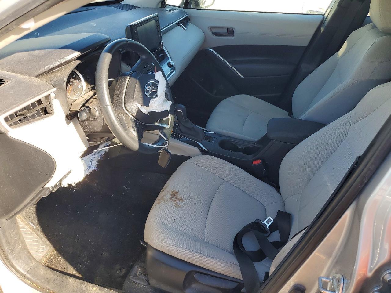 2022 Toyota Corolla Cross Le - Фото 7