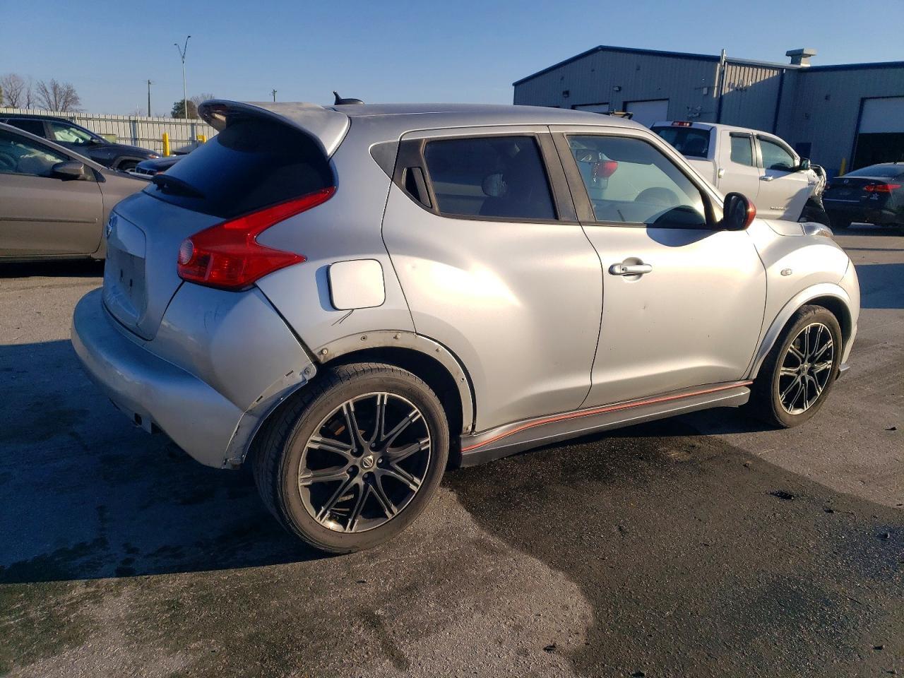 2013 Nissan Juke S - Фото 3