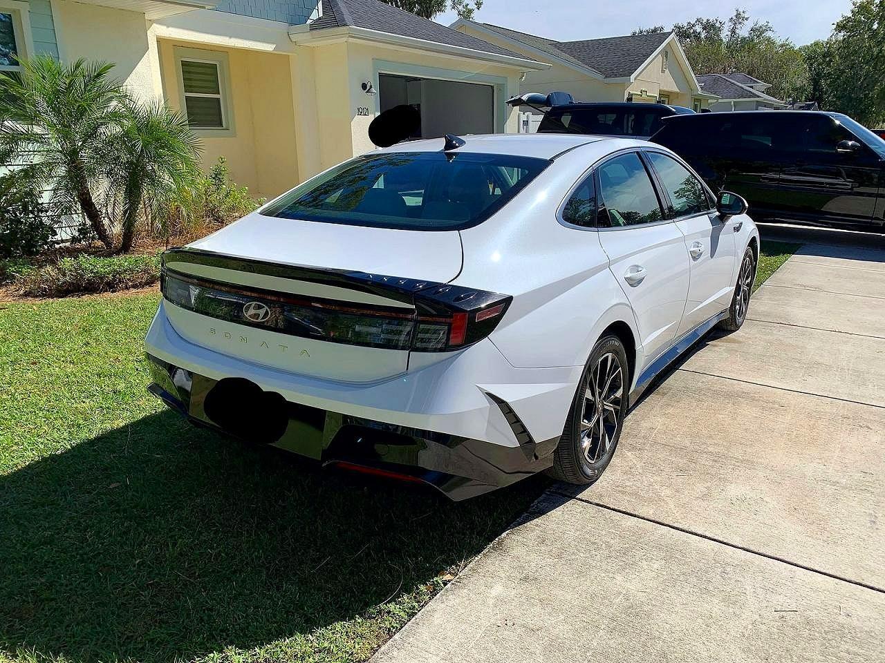 2025 Hyundai Sonata Sel - Image 4