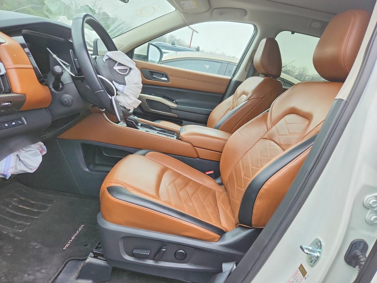 2023 Nissan Pathfinder Platinum - Фото 7