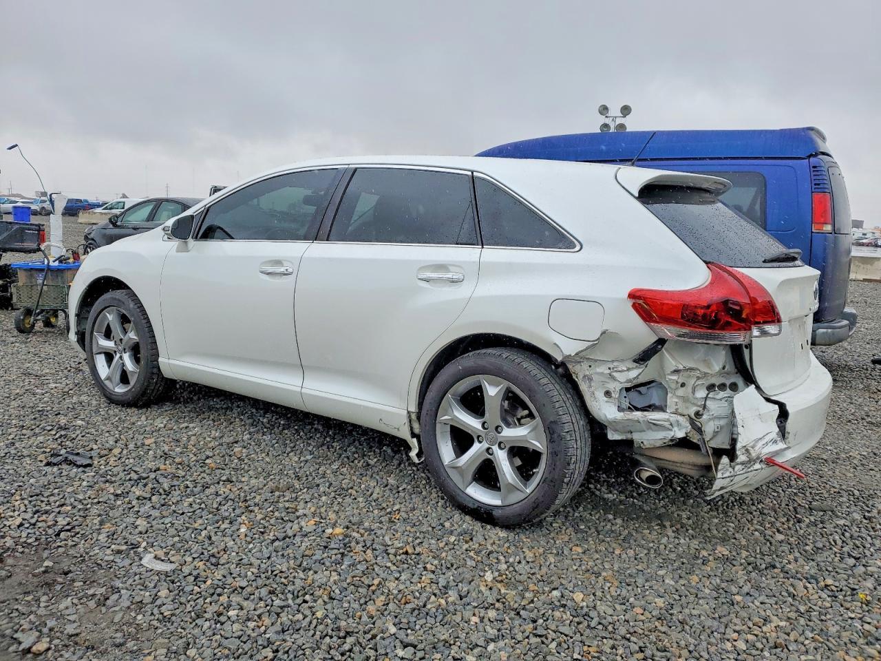 2015 Toyota Venza Le - Фото 2