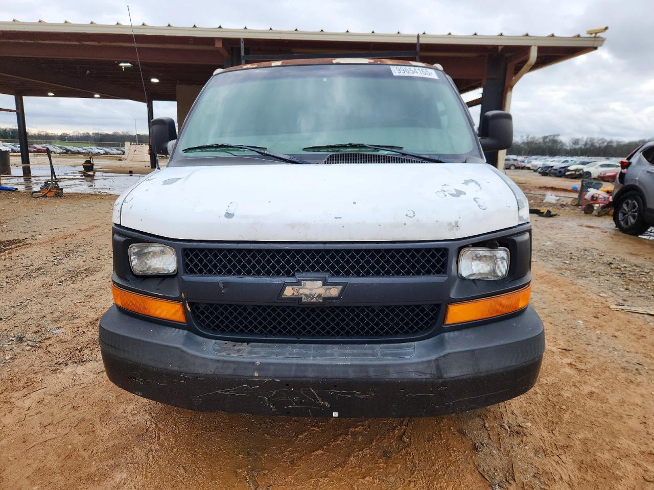 2005 Chevrolet Express G3500 - Image 5