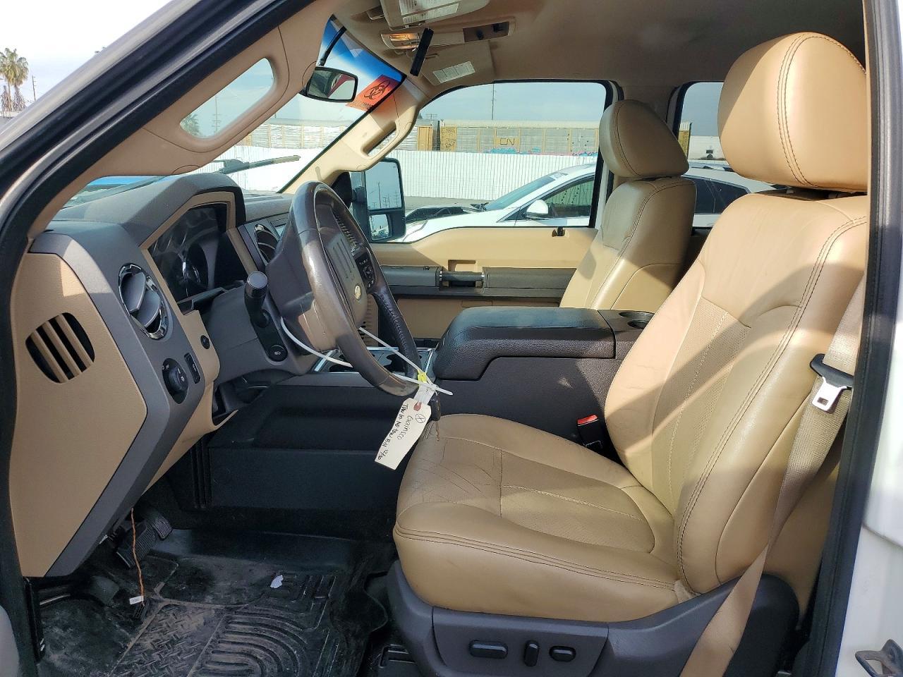 2011 Ford F250 Super Duty - Image 7