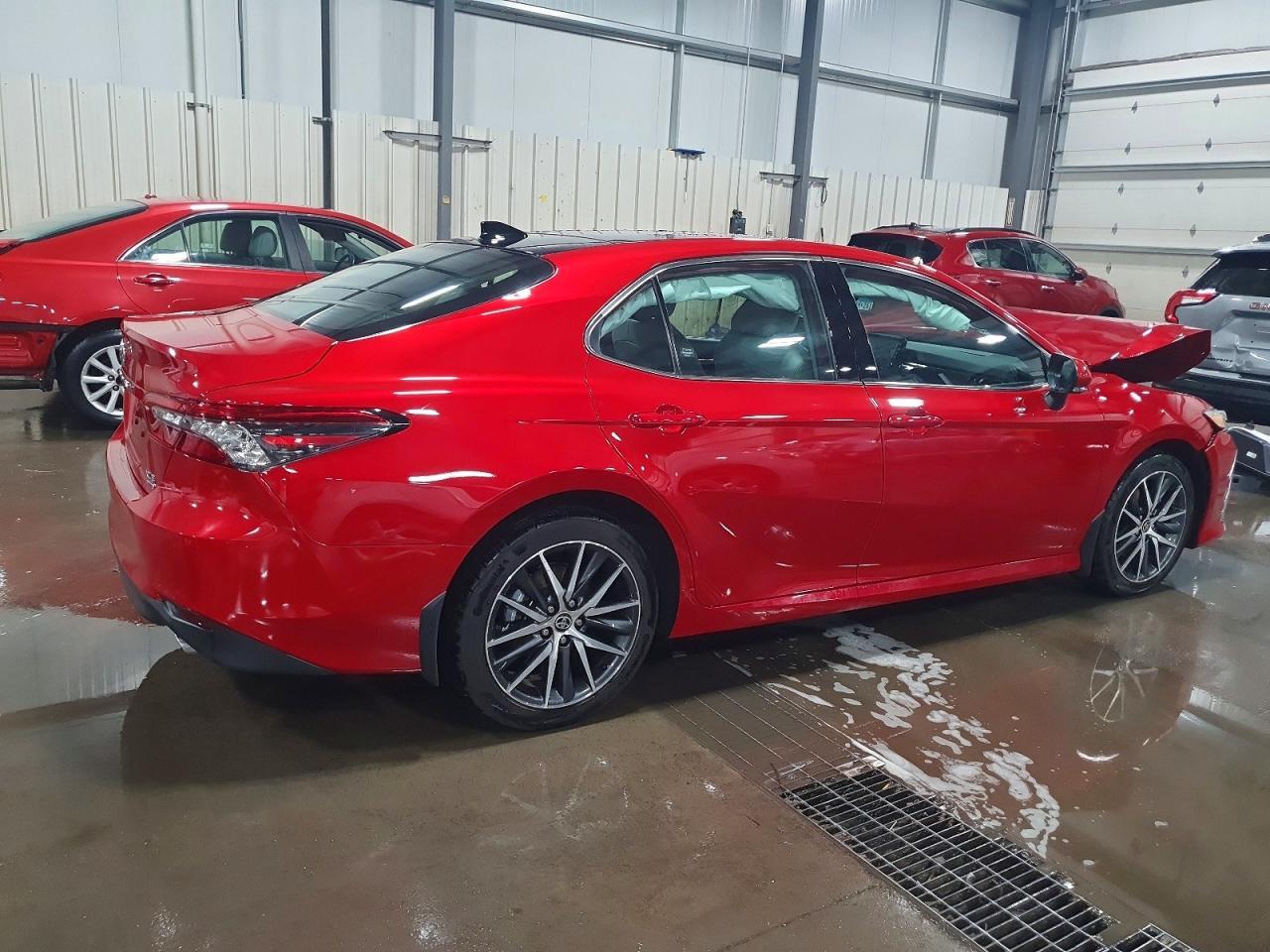 2023 Toyota Camry Xle - Image 3