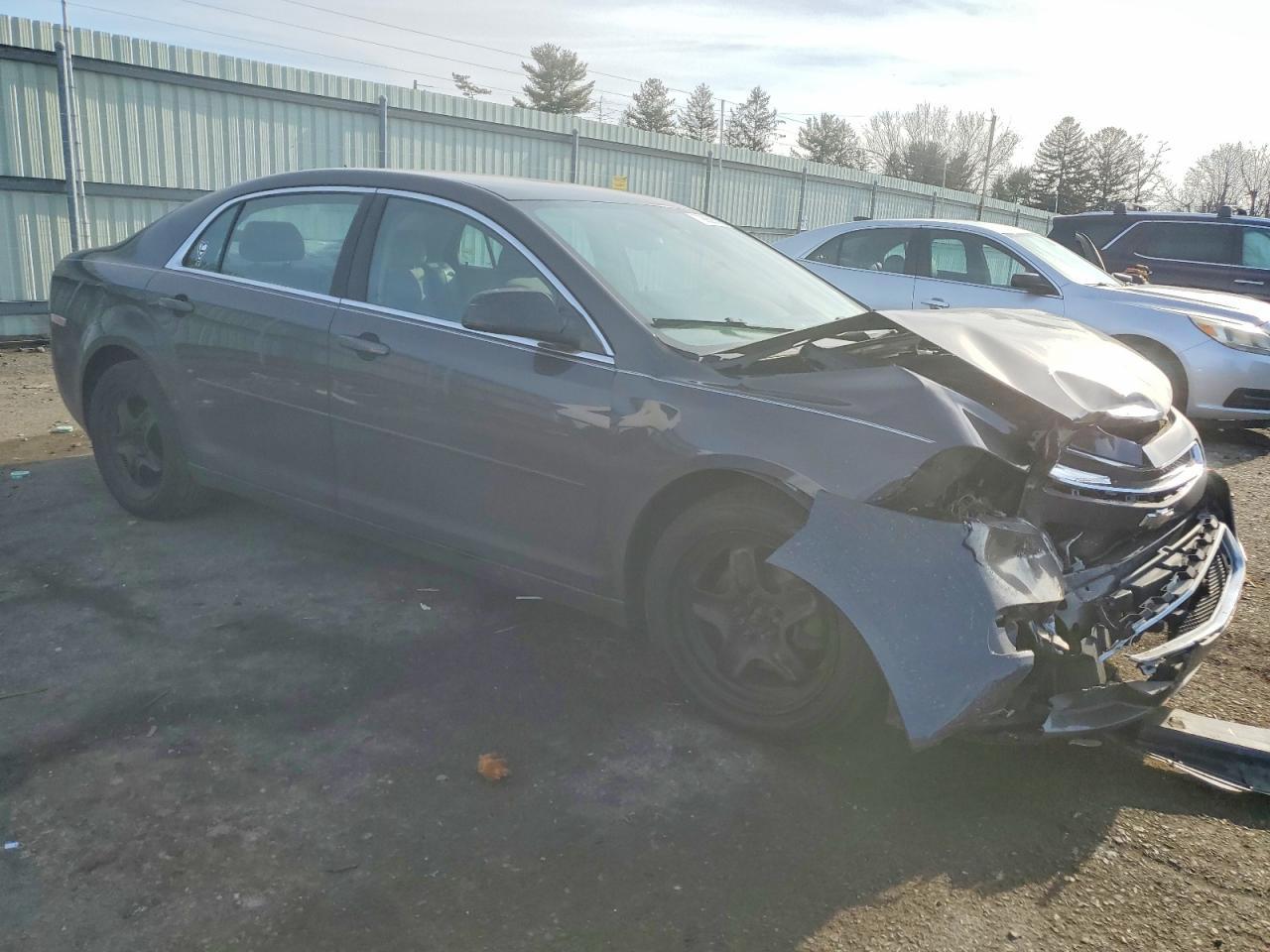 2010 Chevrolet Malibu Ls - Фото 4
