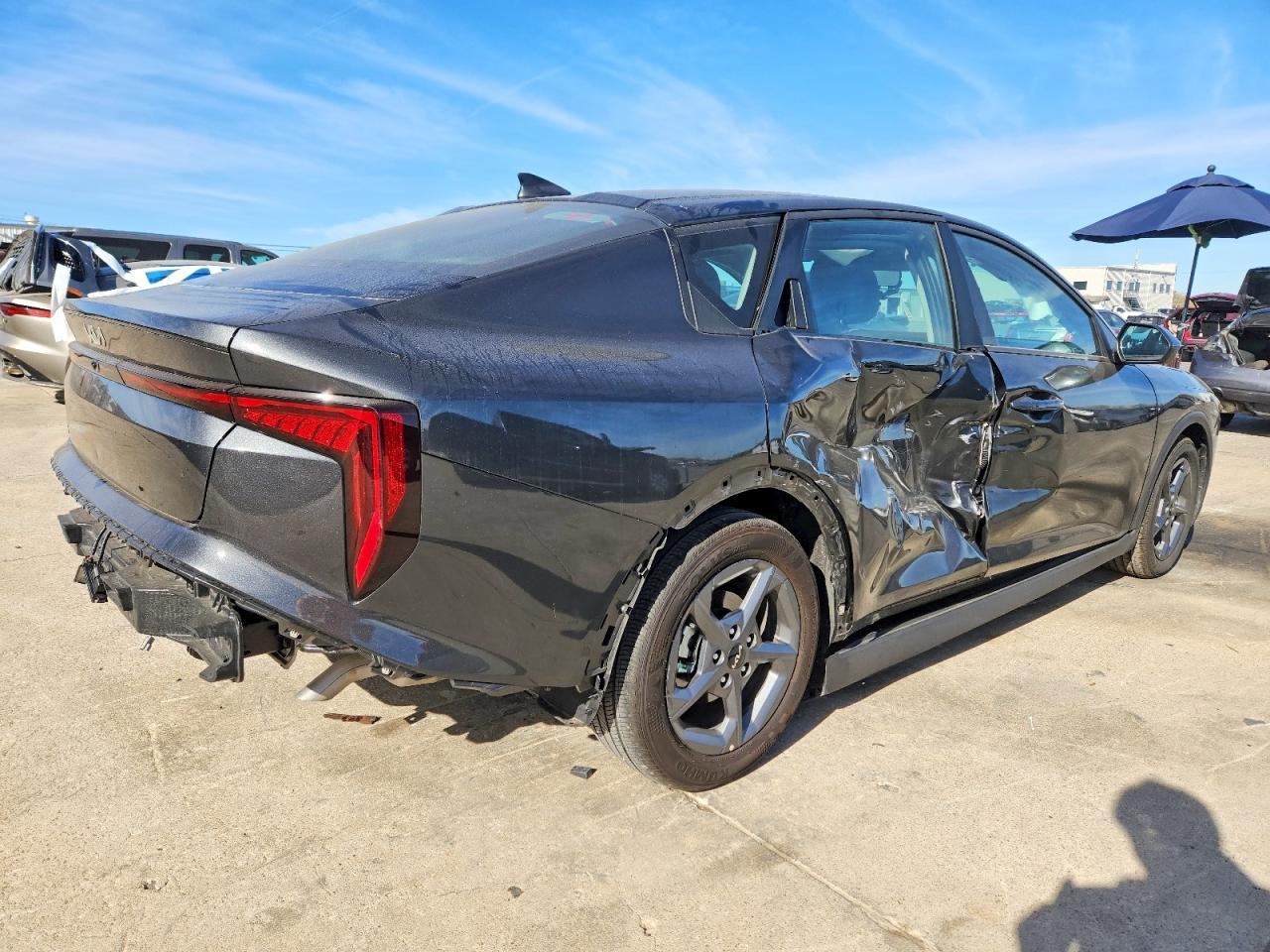 2025 Kia K4 - Фото 3