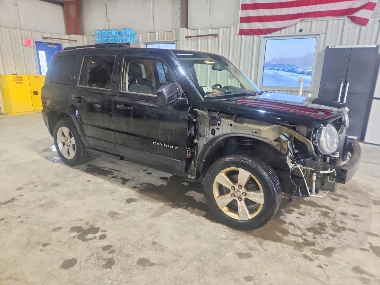 2013 Jeep Patriot Latitude - Фото 4