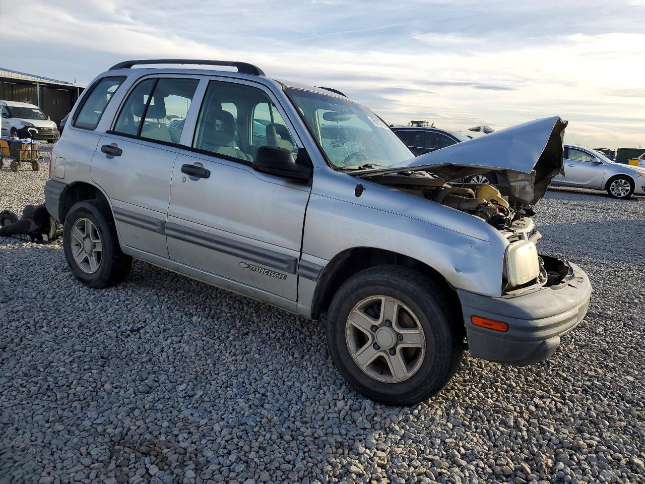 2004 Chevrolet Tracker - Фото 4