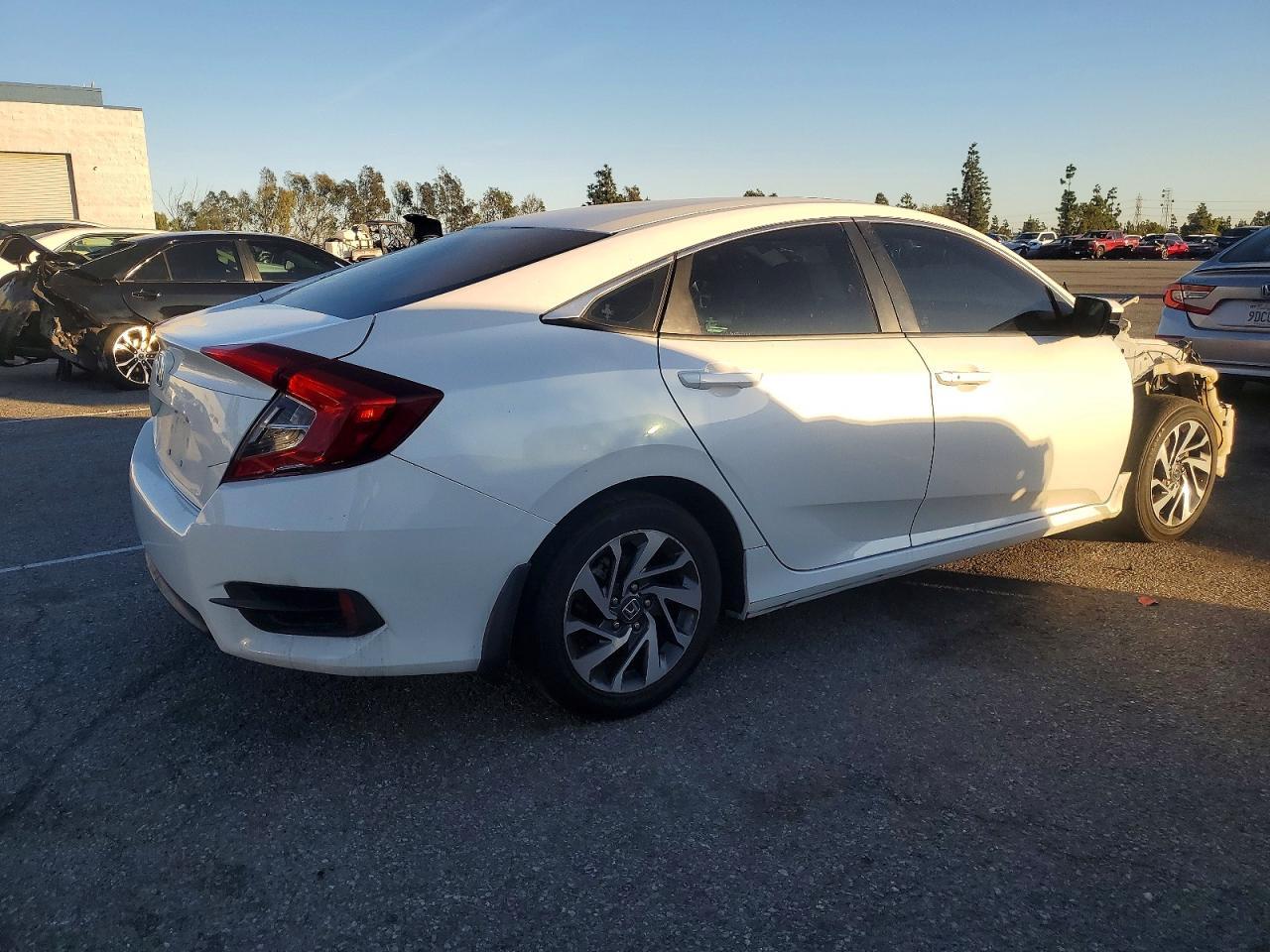 2016 Honda Civic Ex - Image 3