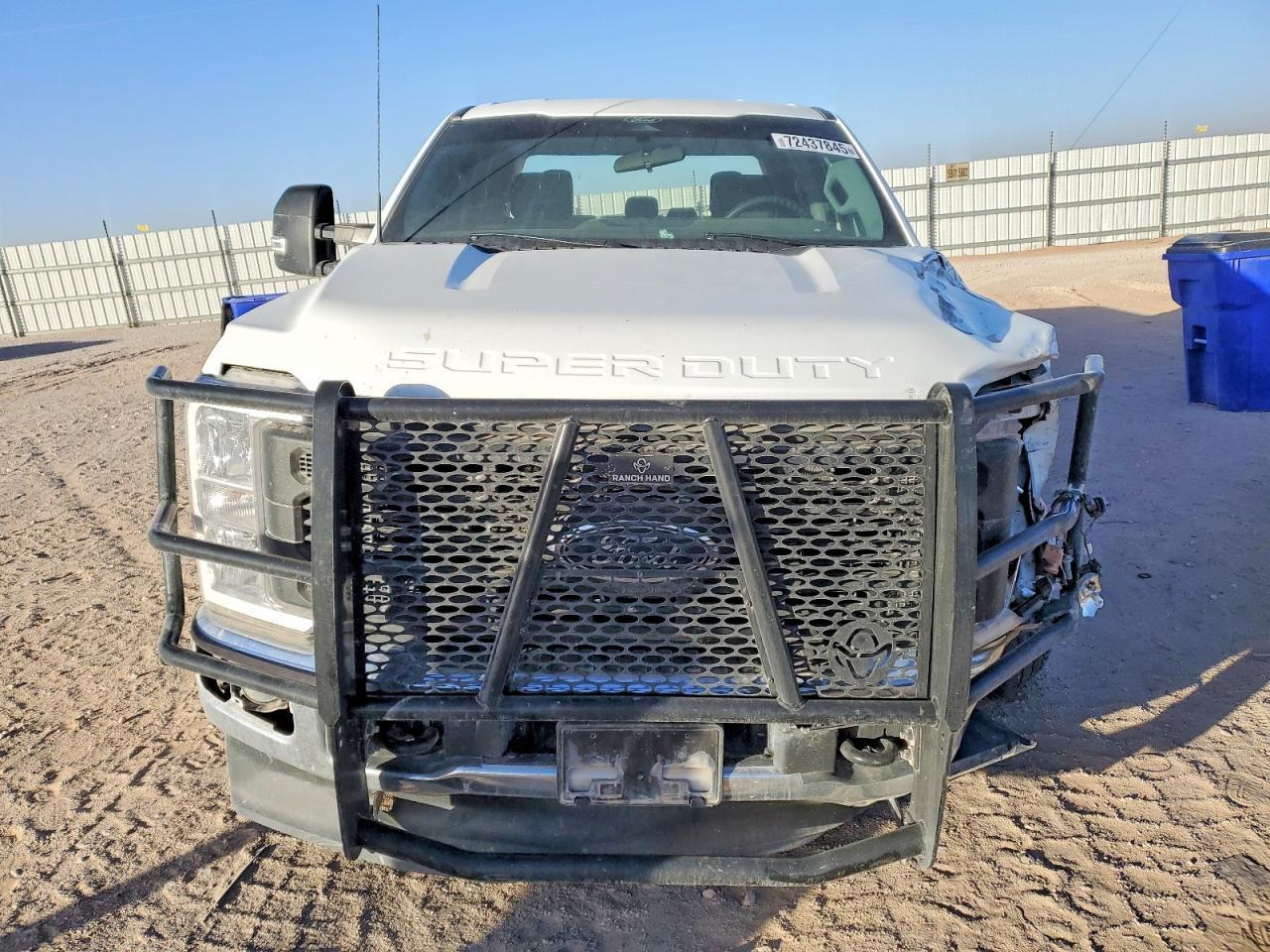 2024 Ford F250 Super Duty - Image 5