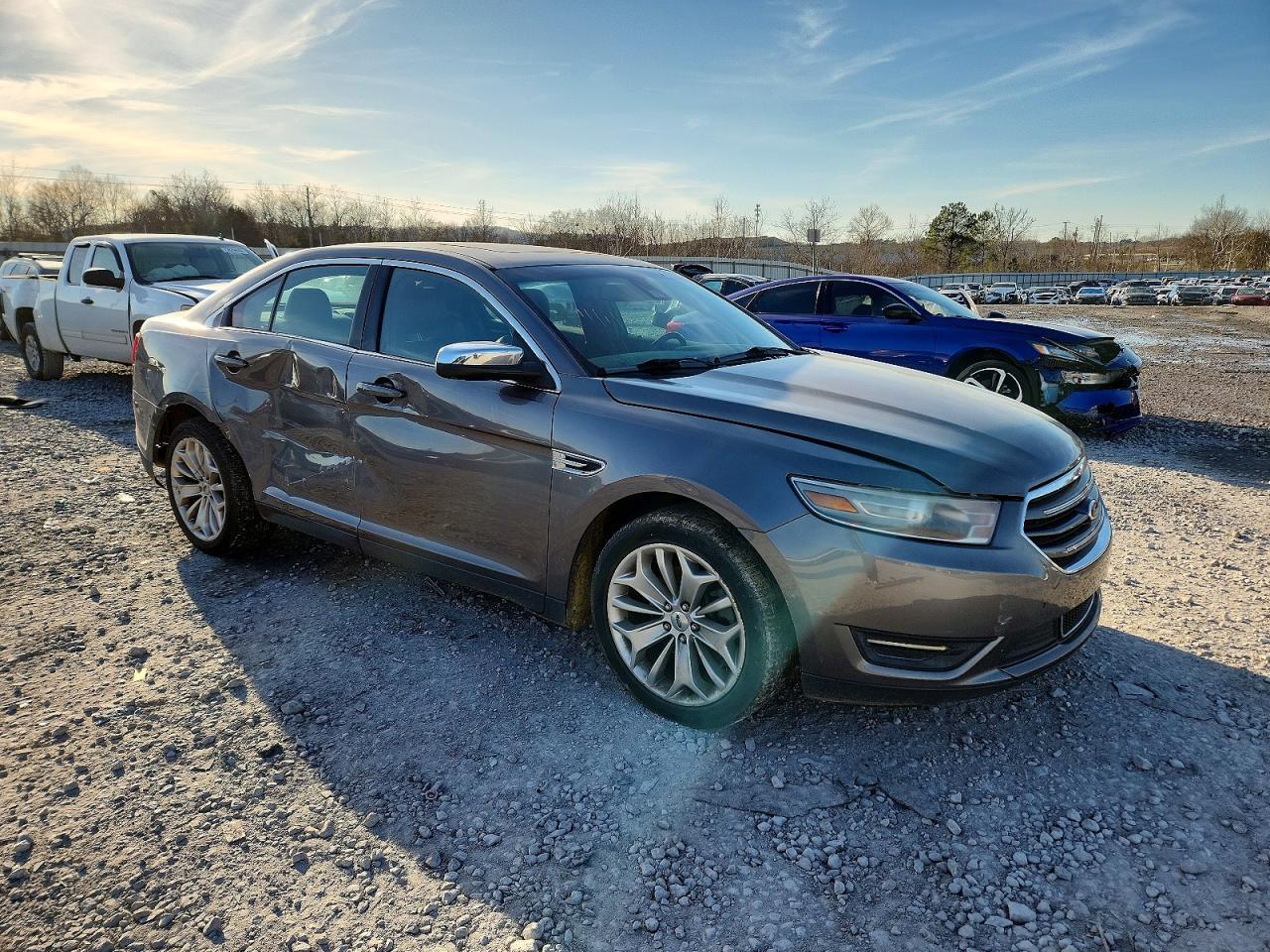 2014 Ford Taurus Limited - Image 4