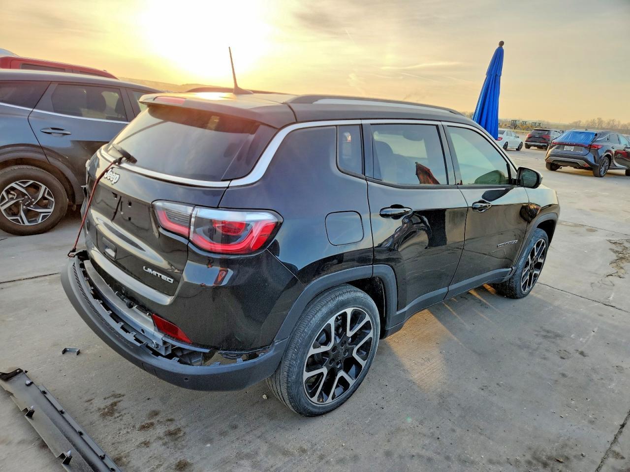 2021 Jeep Compass Limited - Фото 3