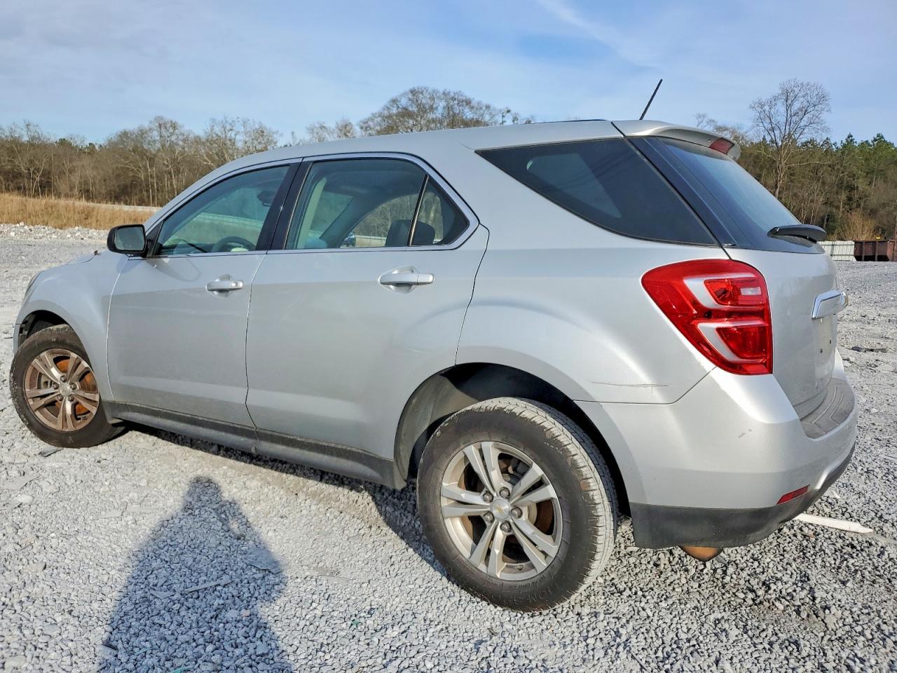 2016 Chevrolet Equinox Ls - Фото 2