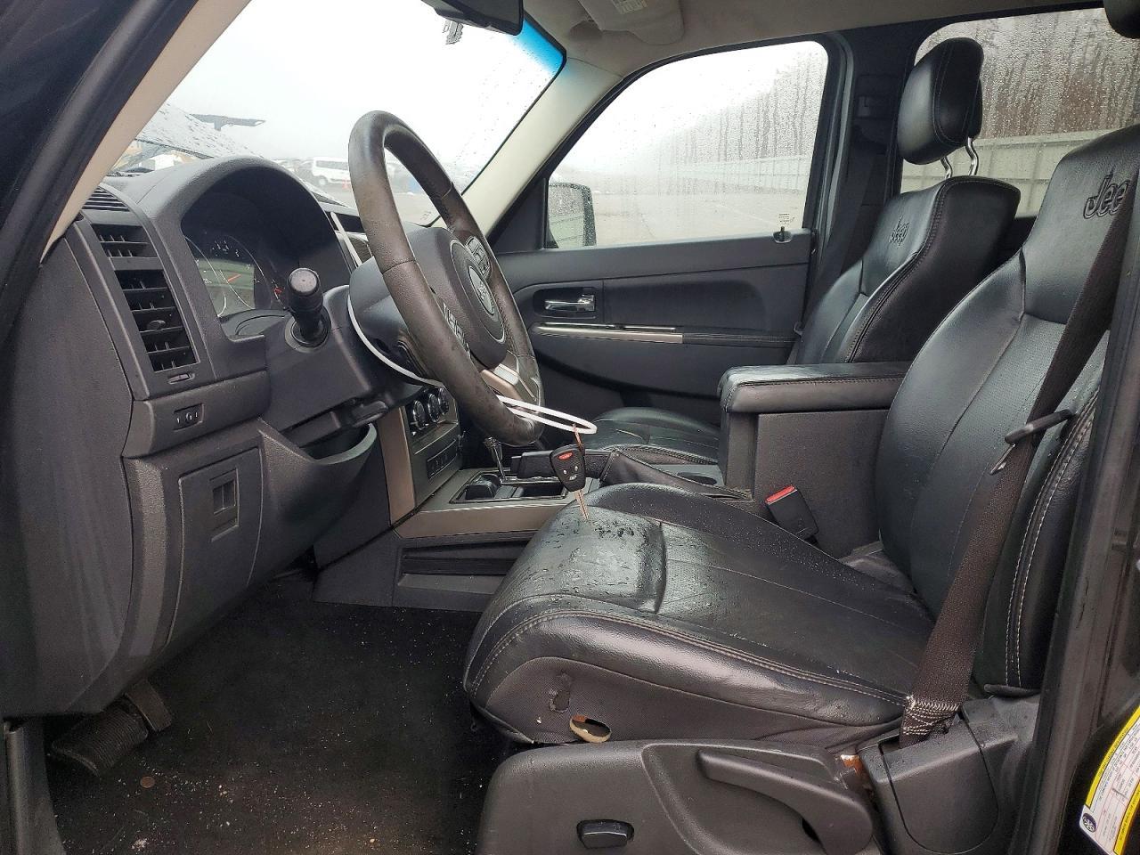 2012 Jeep Liberty Jet - Фото 7