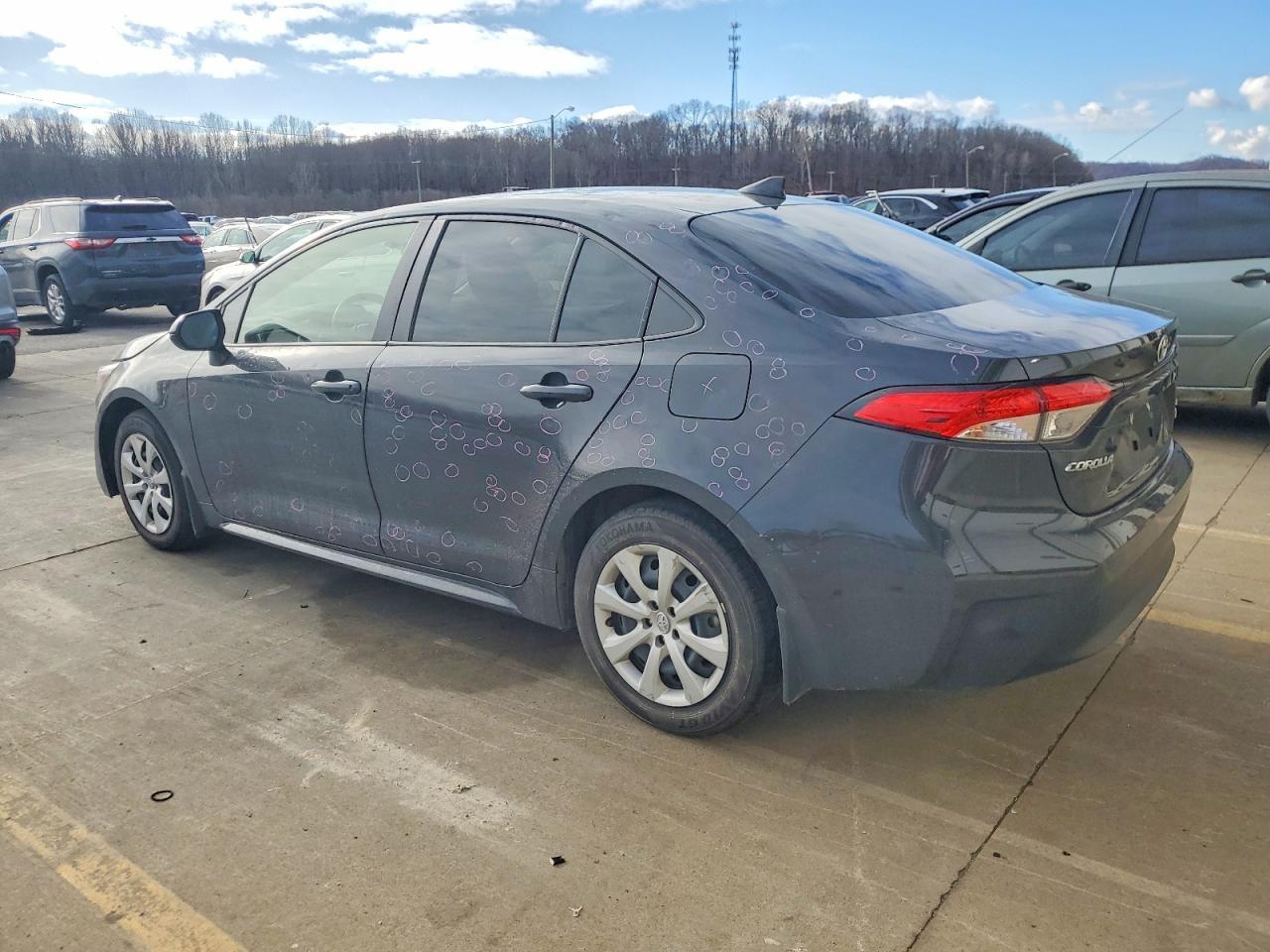 2023 Toyota Corolla Le - Image 2
