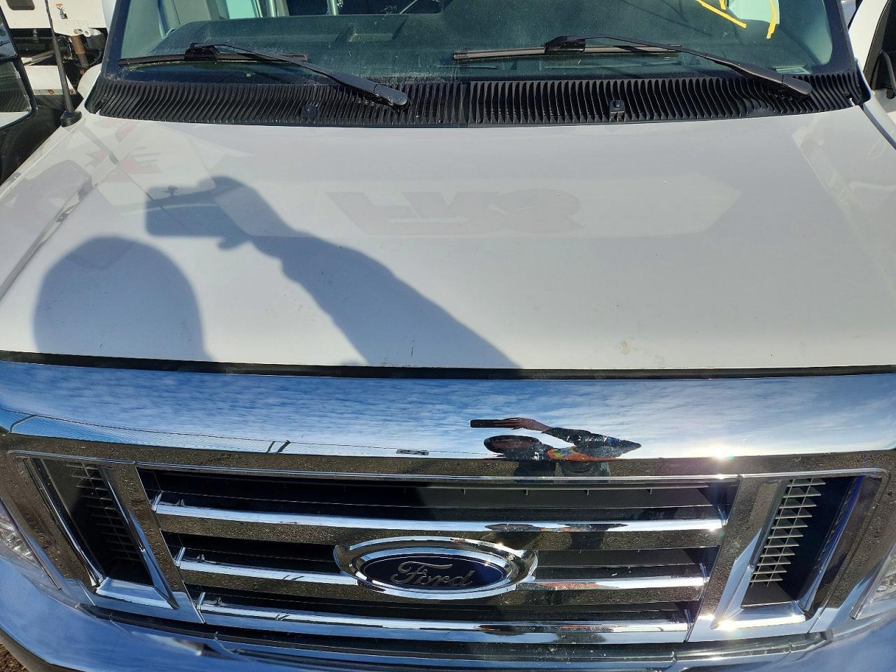 2023 Ford E350 Shuttle Bus - Image 7