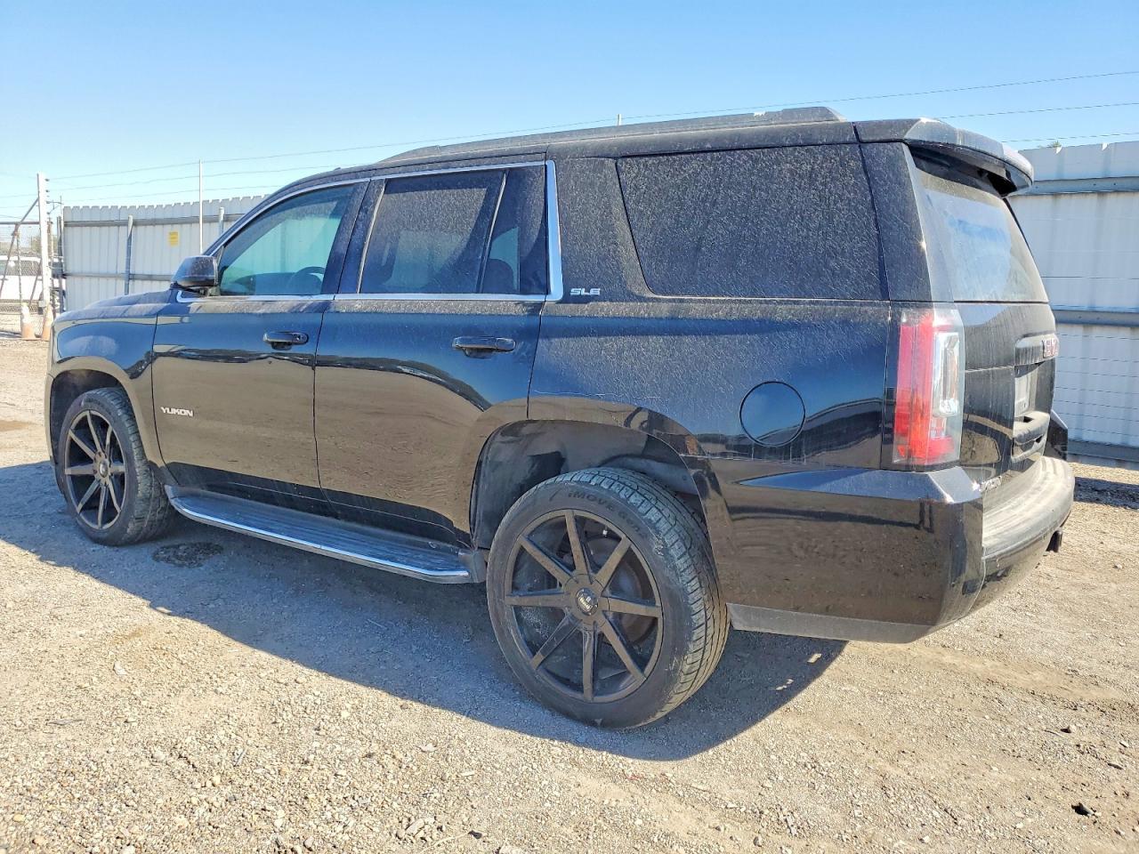 2018 GMC Yukon Sle - Фото 2