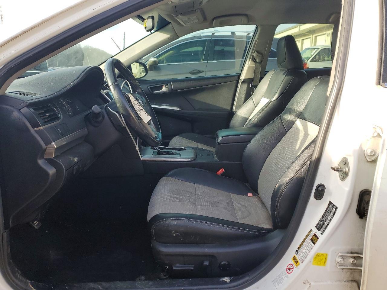 2014 Toyota Camry - Image 7