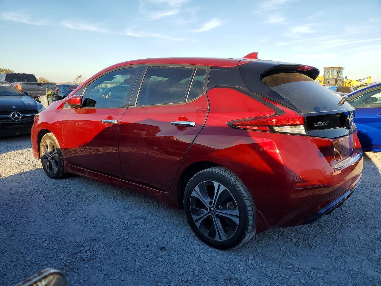 2022 Nissan Leaf Sv Plus - Фото 2