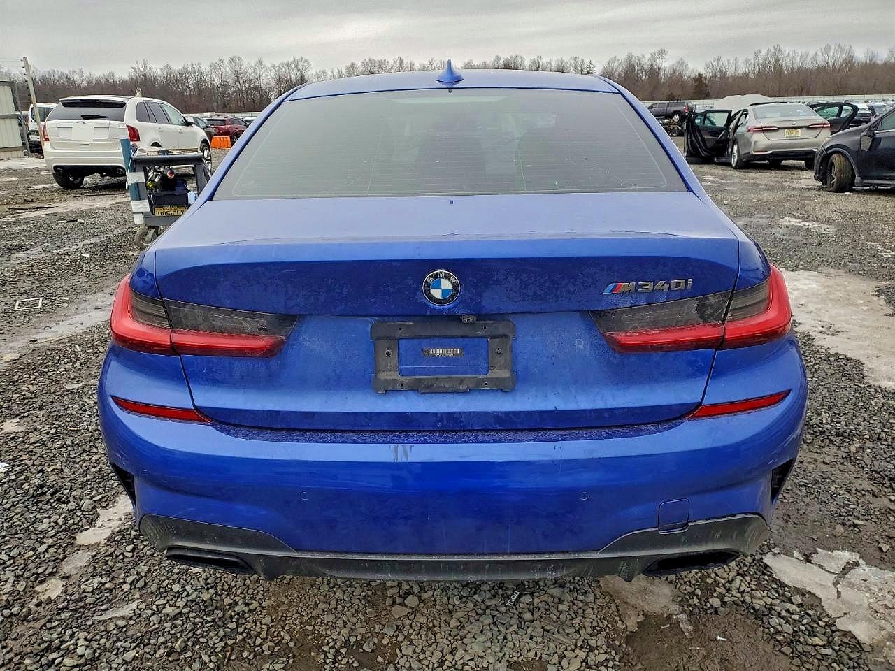 2021 BMW M340I - Фото 6