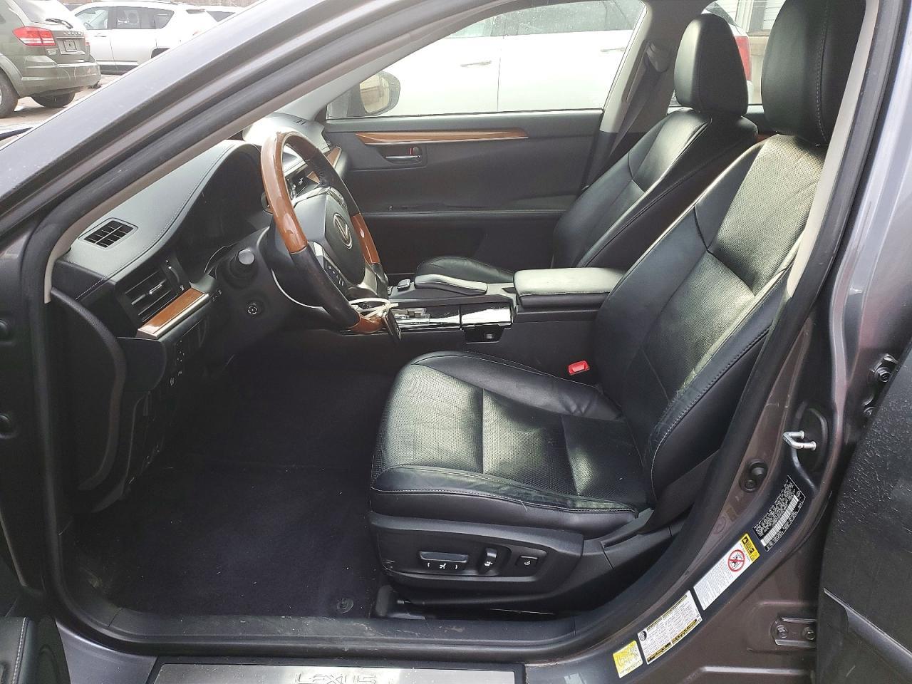 2013 Lexus Es 300H - Фото 7