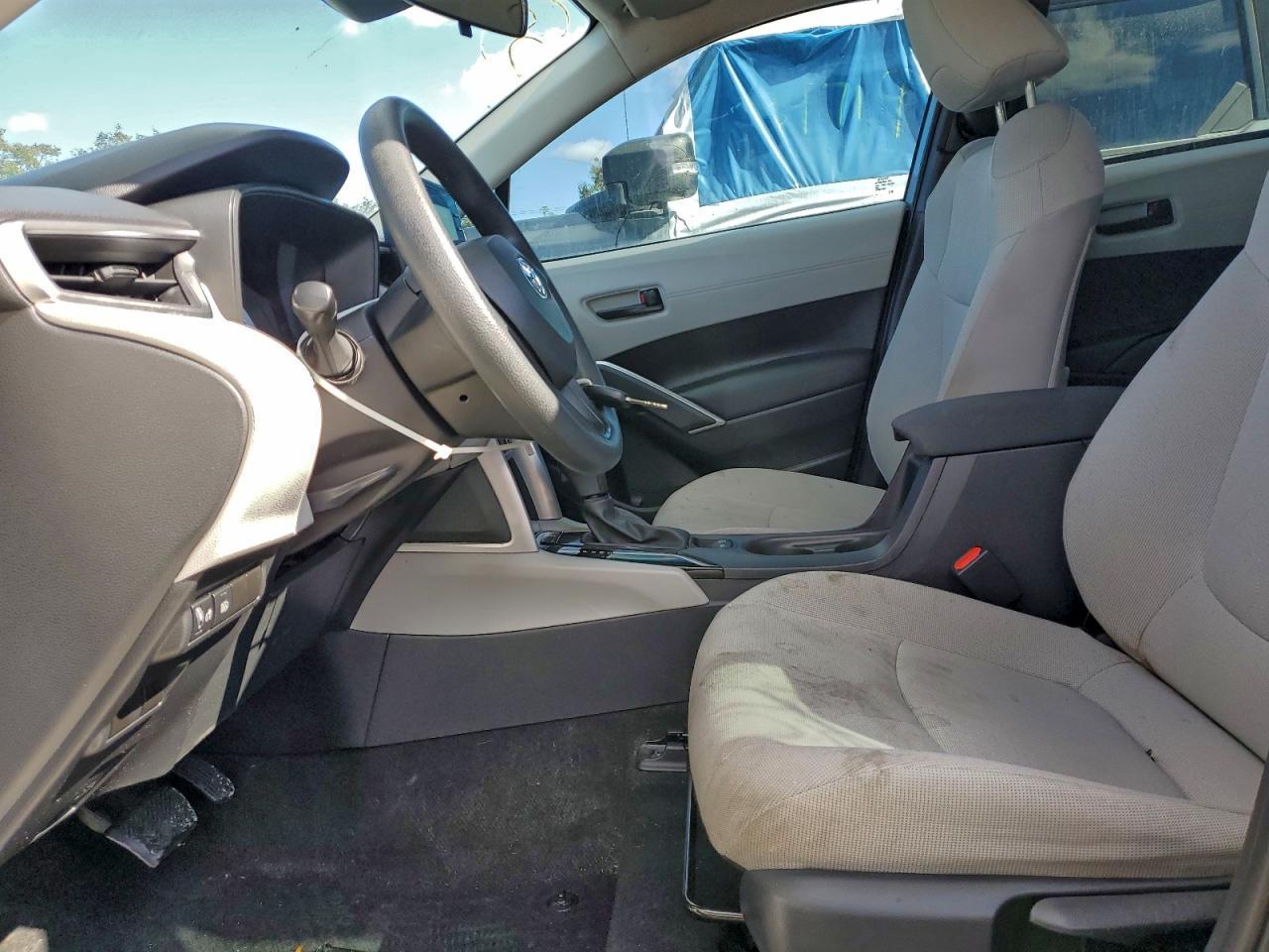 2022 Toyota Corolla Cross L - Image 7