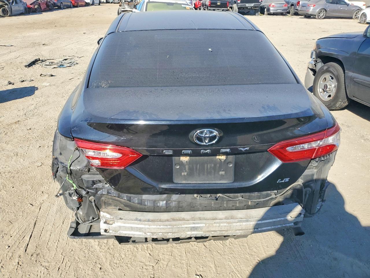 2018 Toyota Camry L - Фото 6