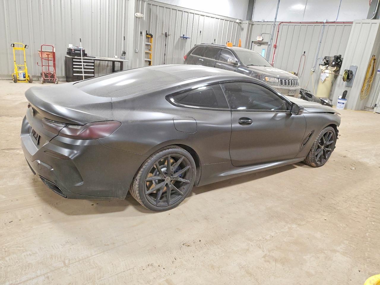 2021 BMW 8 Series 840I xDrive - Фото 3