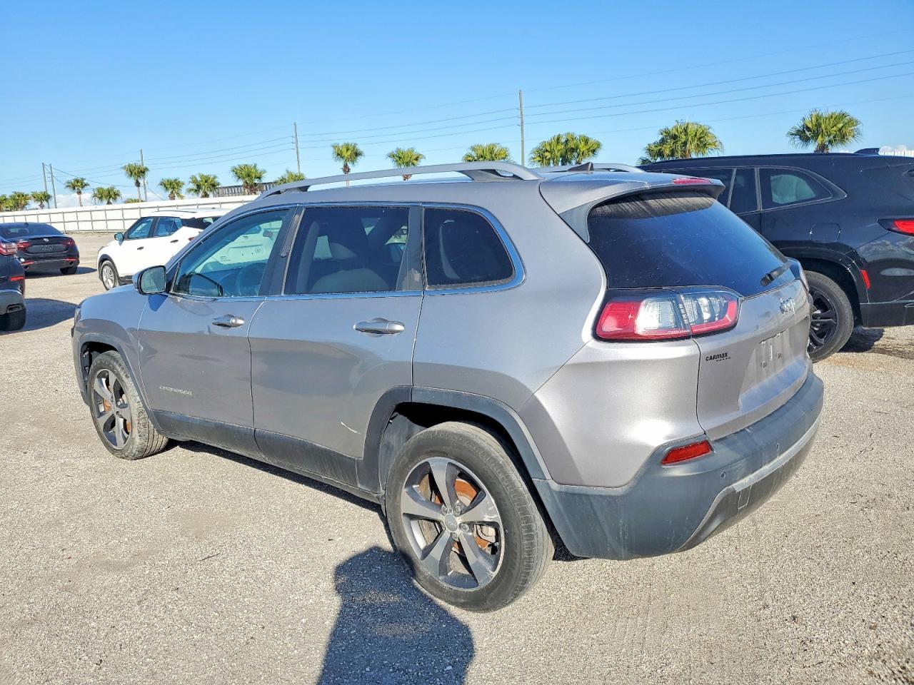 2019 Jeep Cherokee Limited - Image 2