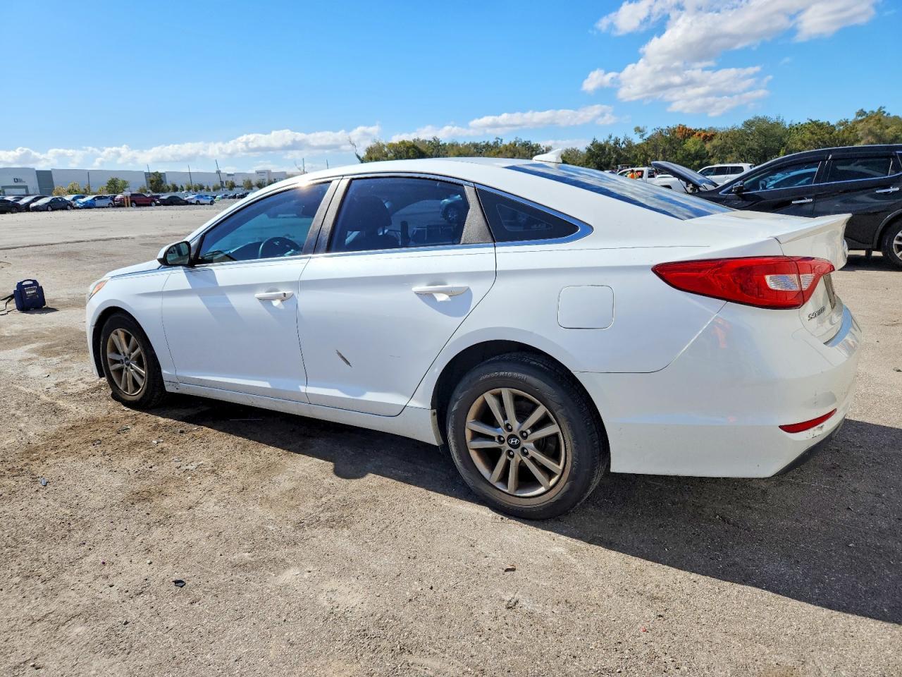 2016 Hyundai Sonata Se - Фото 2