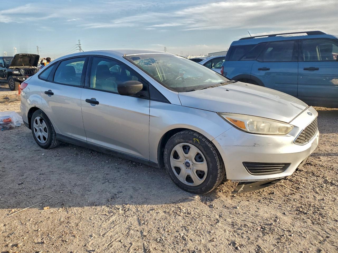 2017 Ford Focus S - Фото 4