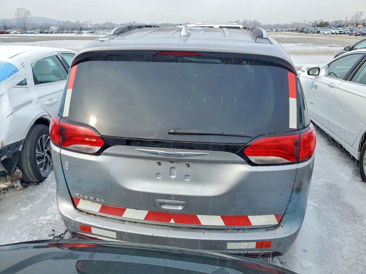 2020 Chrysler Pacifica Touring L - Фото 6