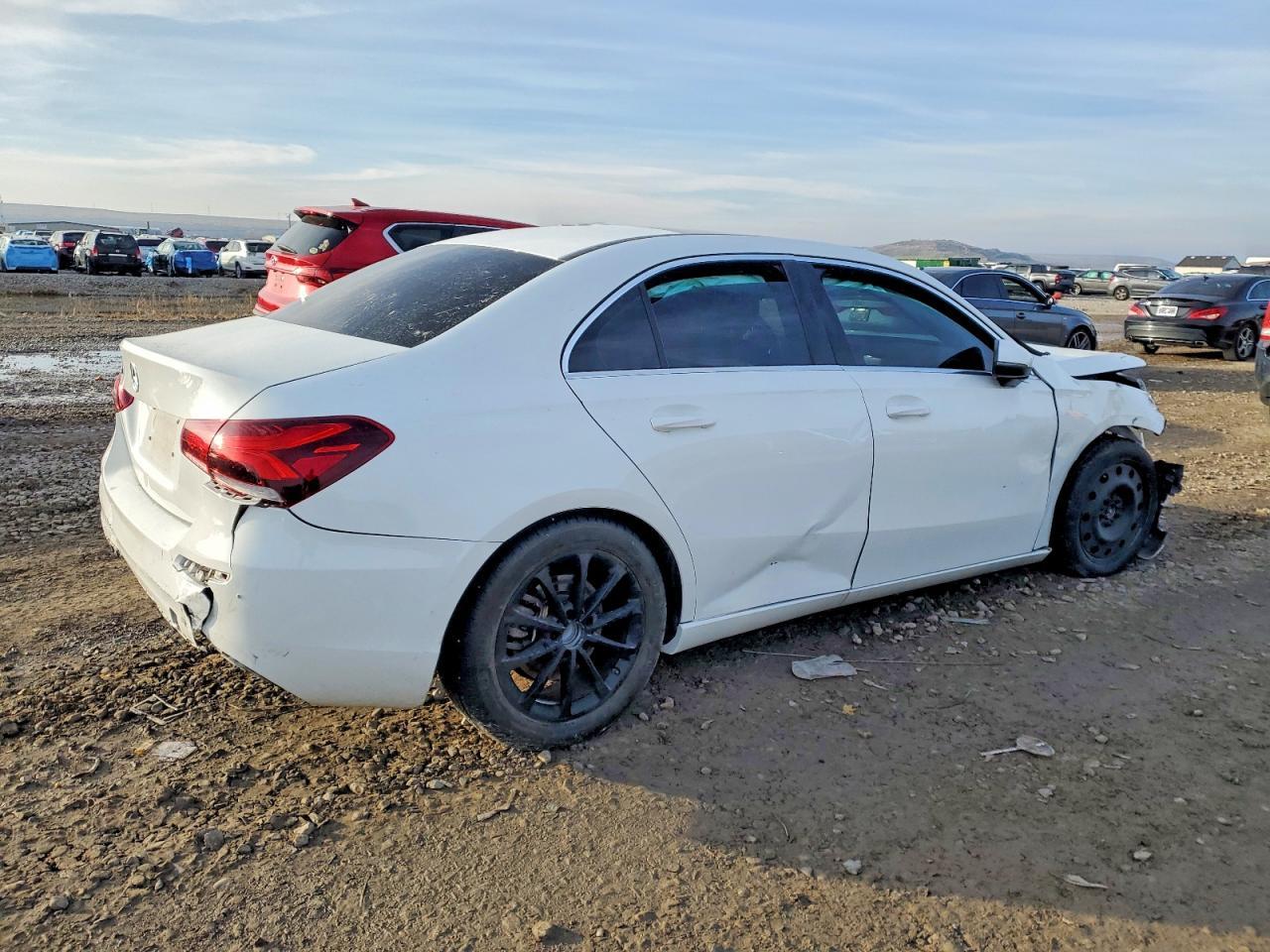 2019 Mercedes-Benz A 220 - Image 3