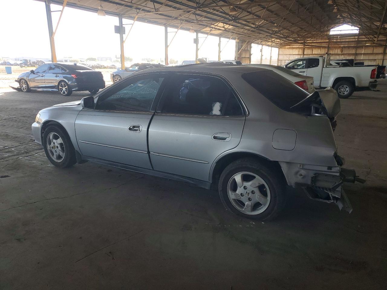 2002 Honda Accord Se - Image 2