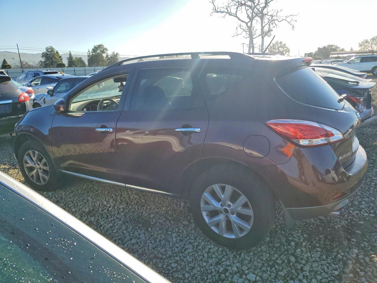 2013 Nissan Murano S - Image 2