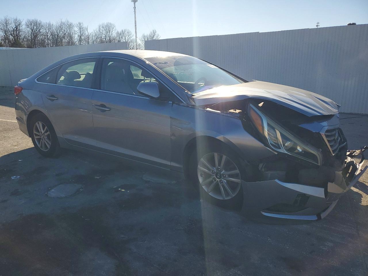 2016 Hyundai Sonata - Image 4