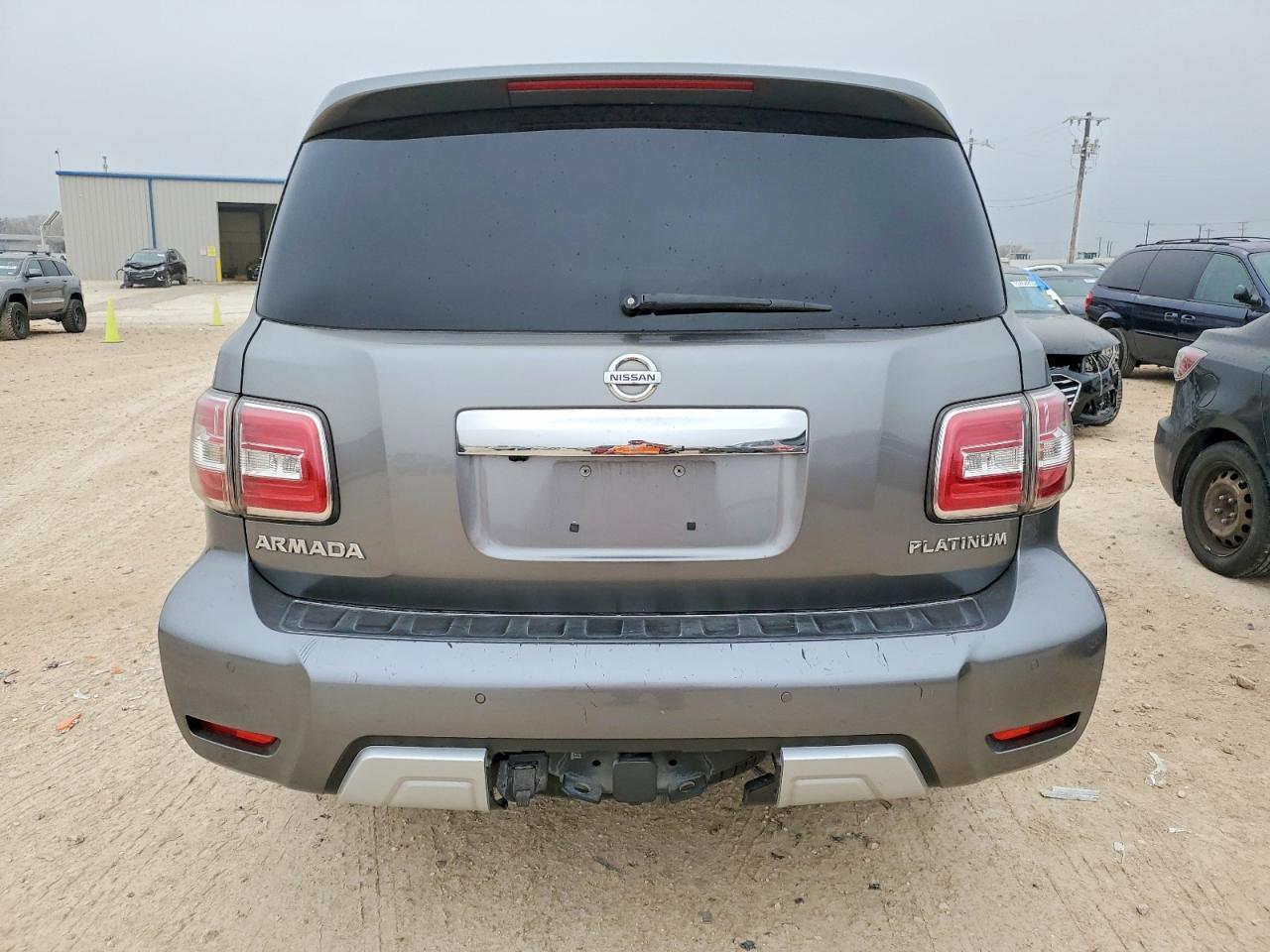 2017 Nissan Armada Platinum - Фото 6