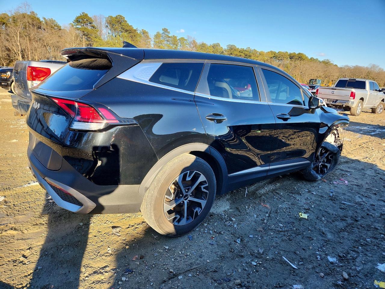 2023 Kia Sportage Ex - Image 3