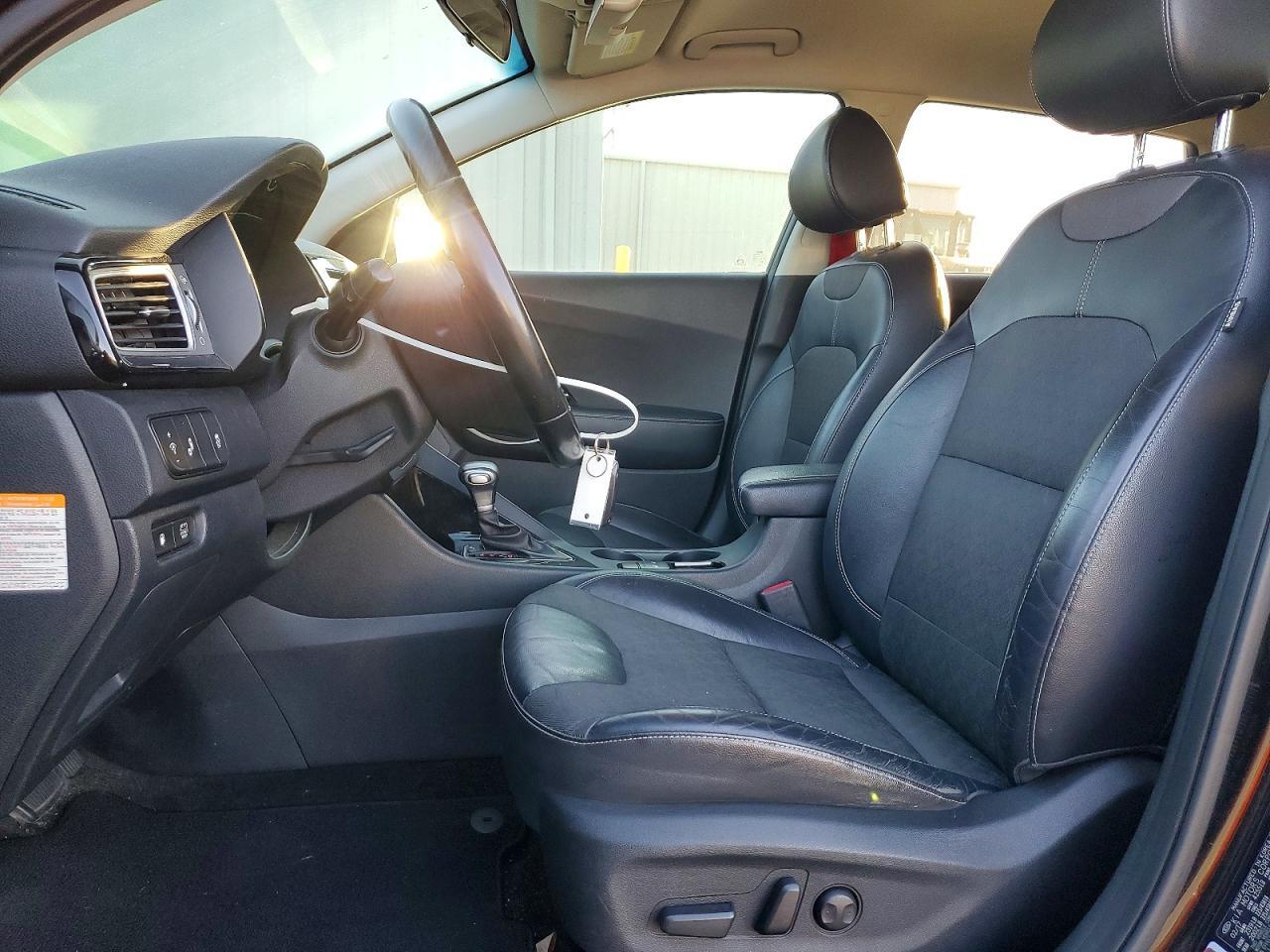 2017 Kia Niro Ex - Image 7