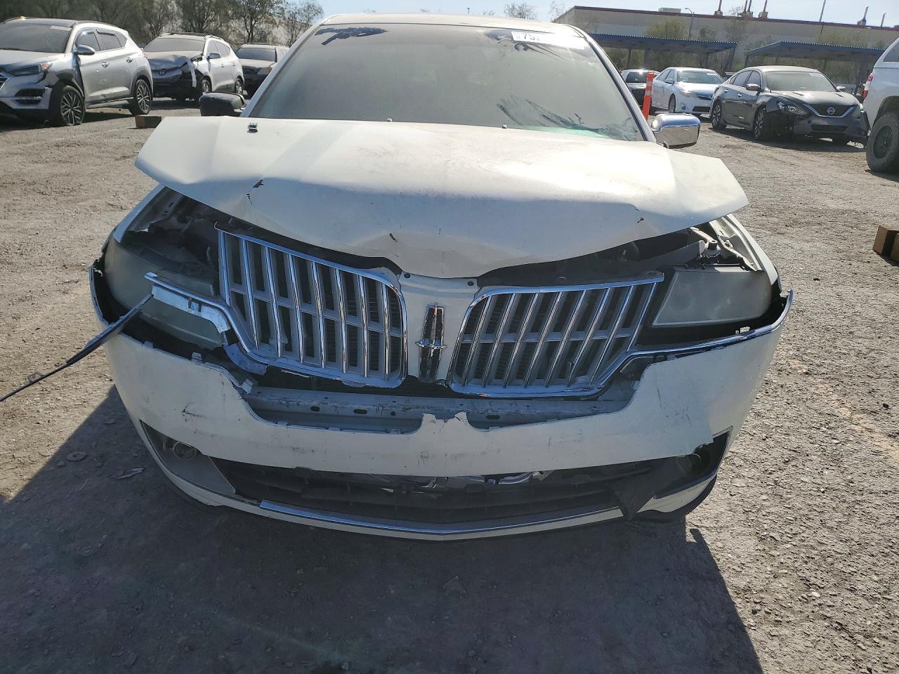 2012 Lincoln Mkz - Фото 5