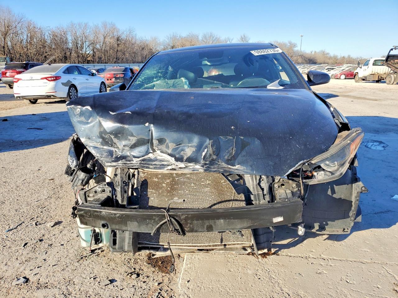 2019 Hyundai Veloster 2.0L Premium - Image 5