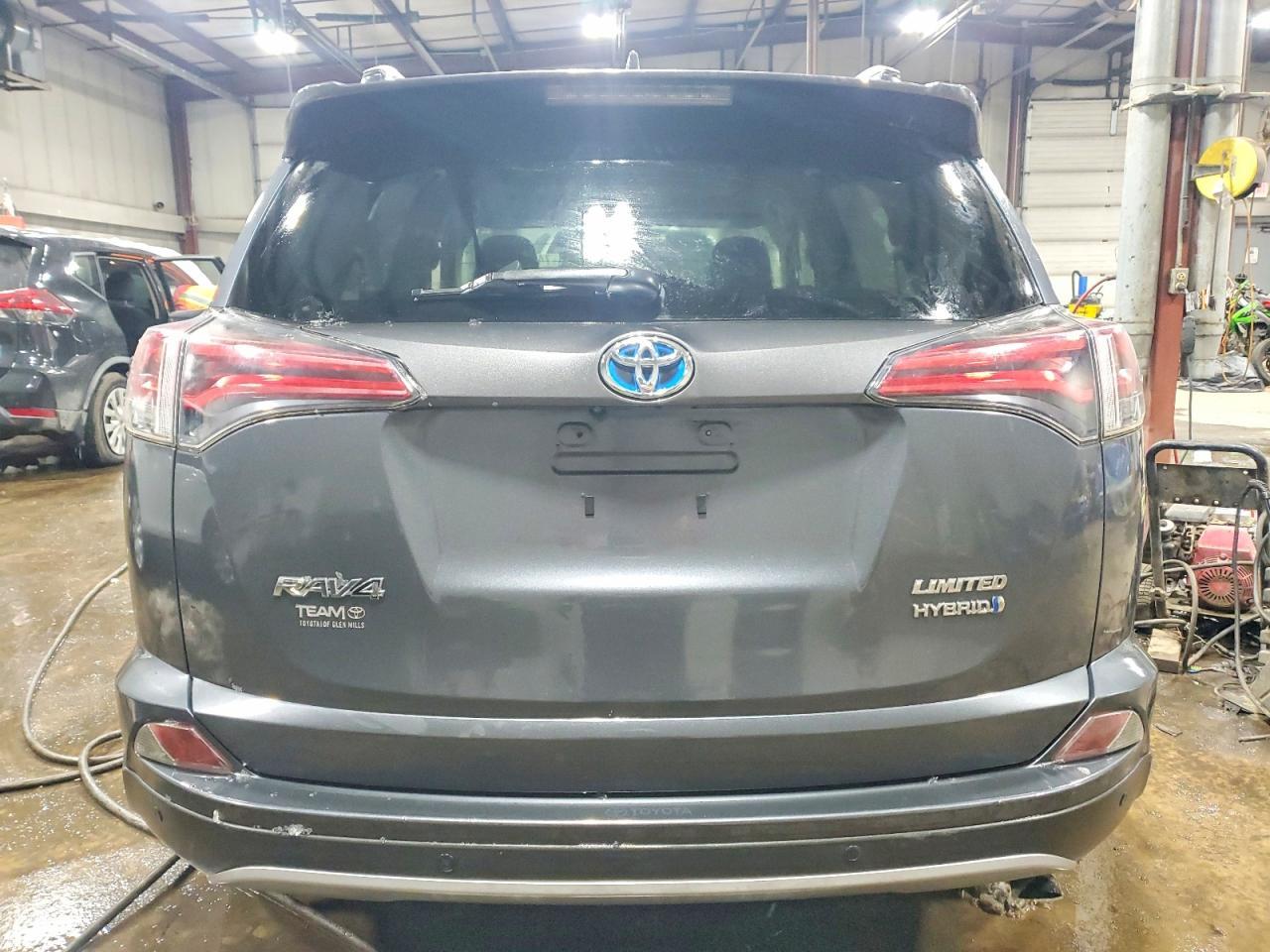 2017 Toyota Rav4 Hv Limited - Фото 6