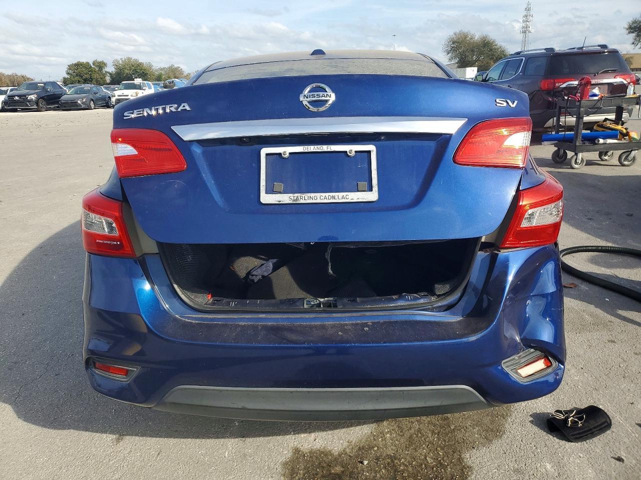 2017 Nissan Sentra S - Image 6