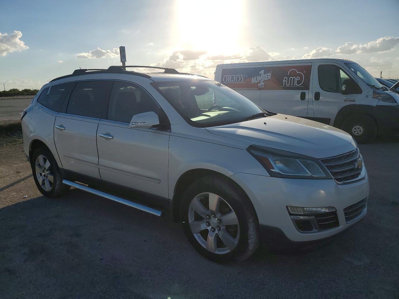 2015 Chevrolet Traverse Ltz - Image 4