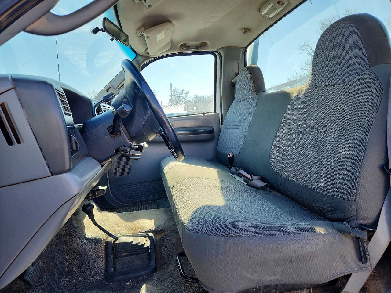 2003 Ford F250 Super Duty - Image 7